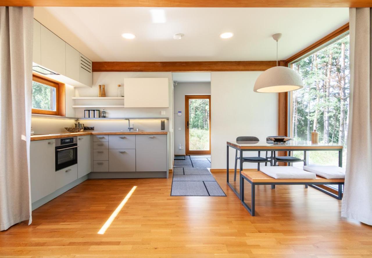 Kedro Namelis, Cedar House Varena