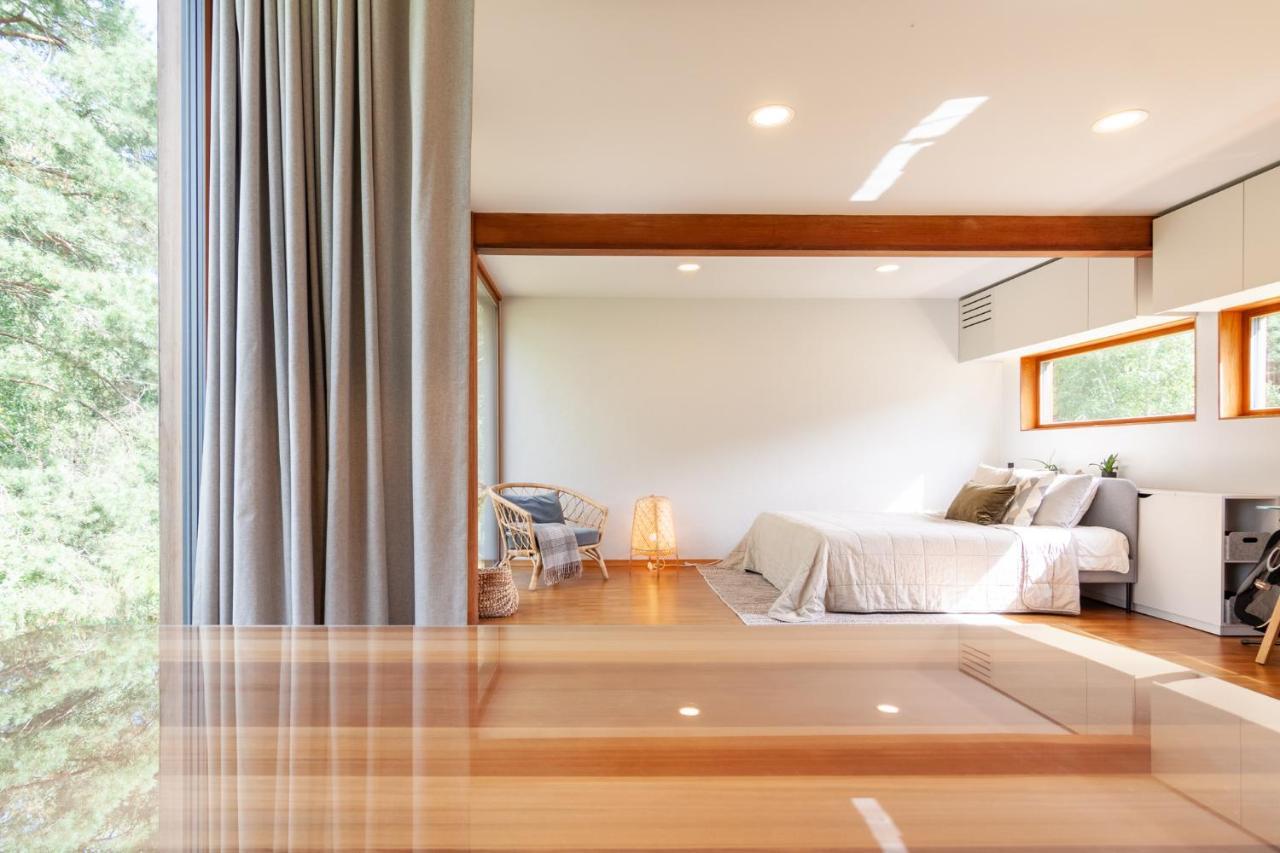 Kedro Namelis, Cedar House Varena