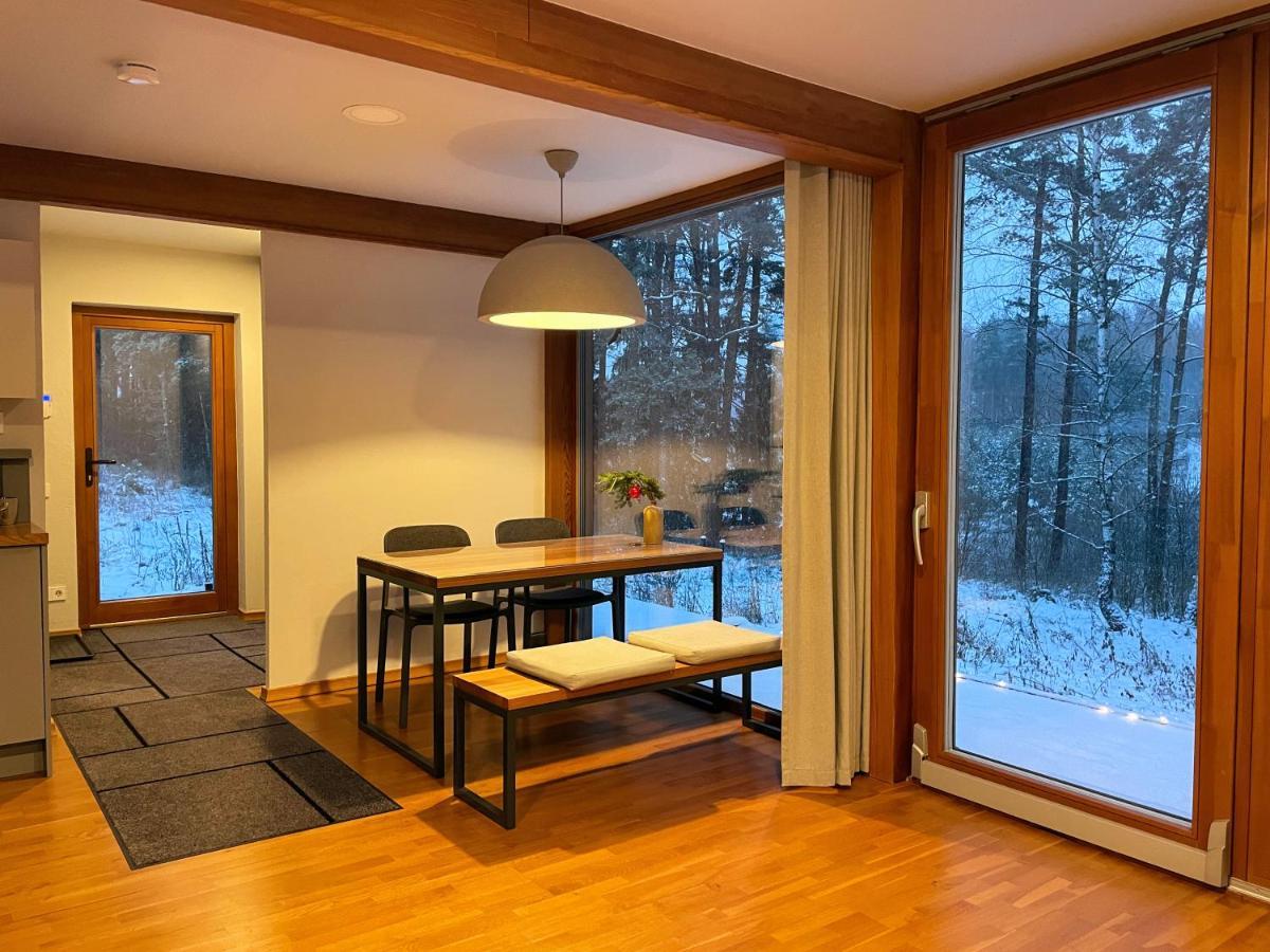 Kedro Namelis, Cedar House *